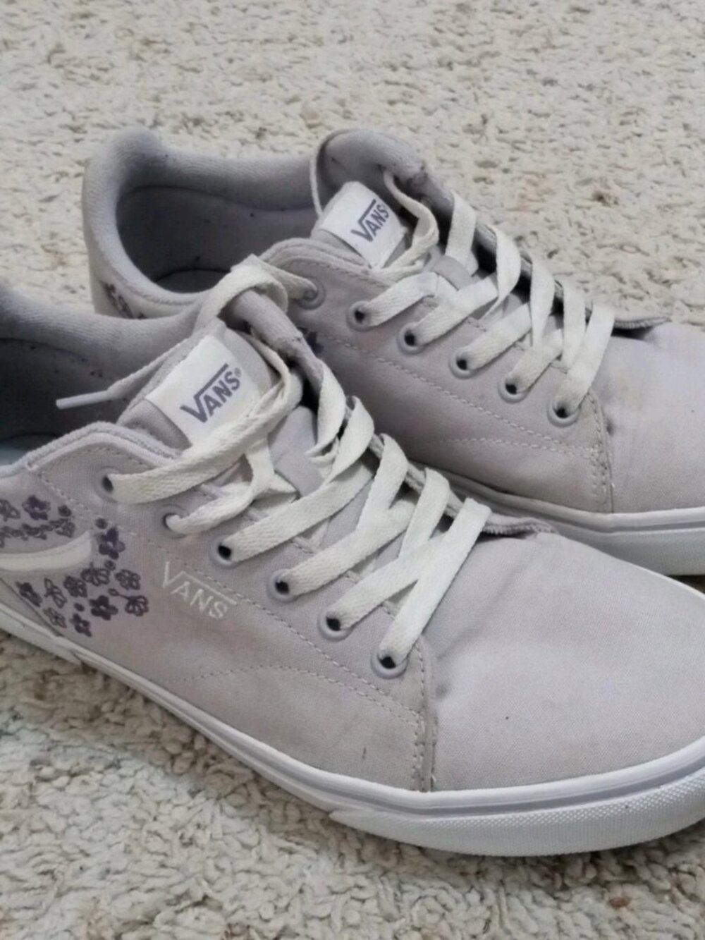 VANS Seldan Embroidered Flowers Lilac Canvas Women's Size 11 Sneakers